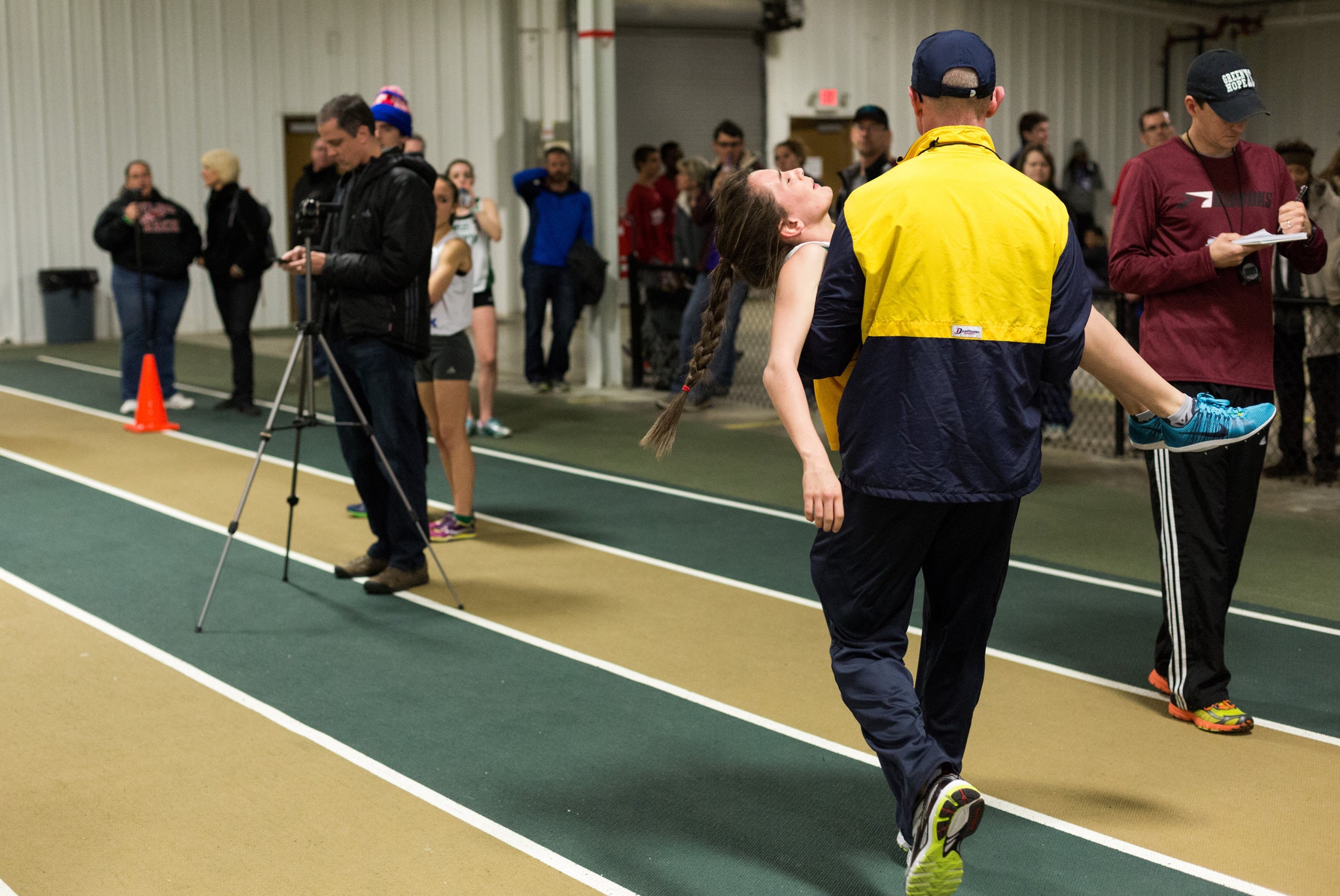 Runner diagnosed with MS continues to defy the odds